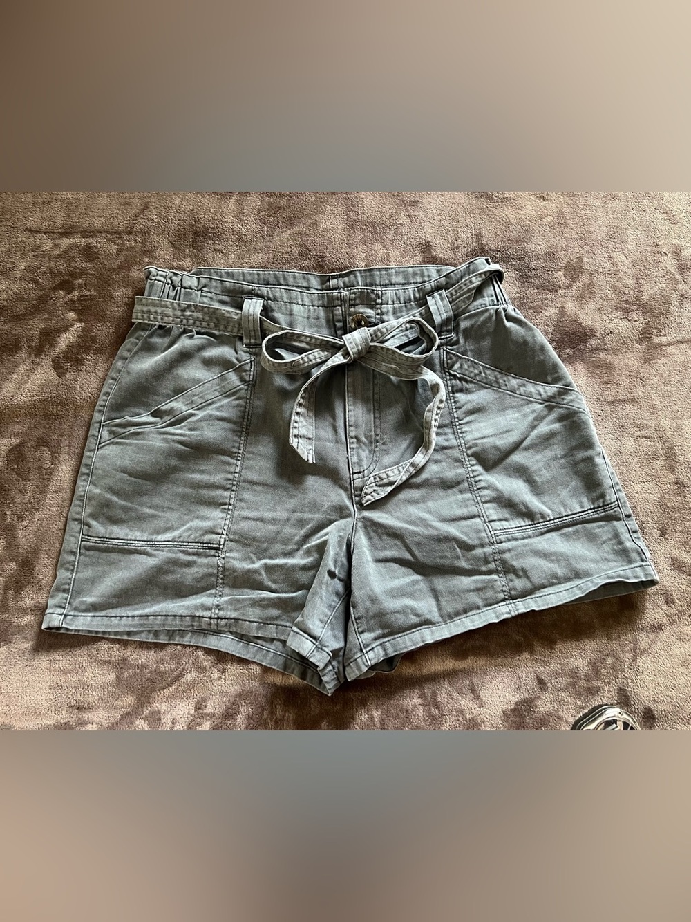 Old Navy Gray Tie-Belt Utility Shorts